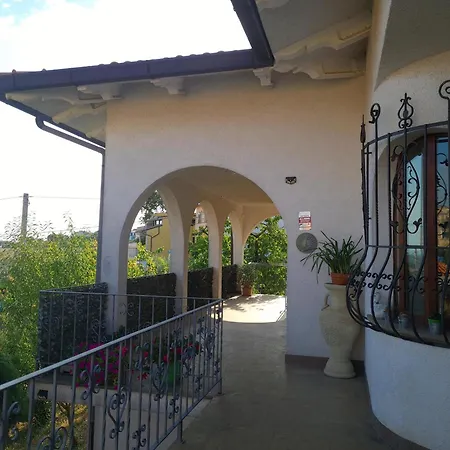 Nicol بيت للعطل