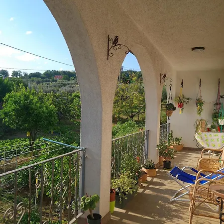 بيت للعطل Nicol *