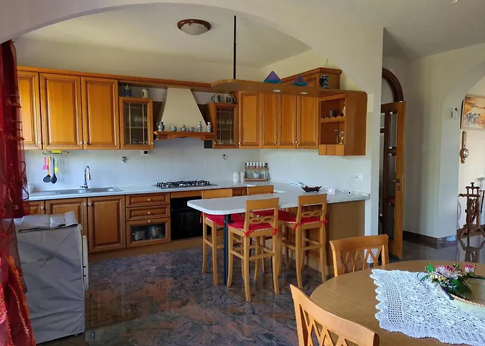 Nicol * Monteodorisio